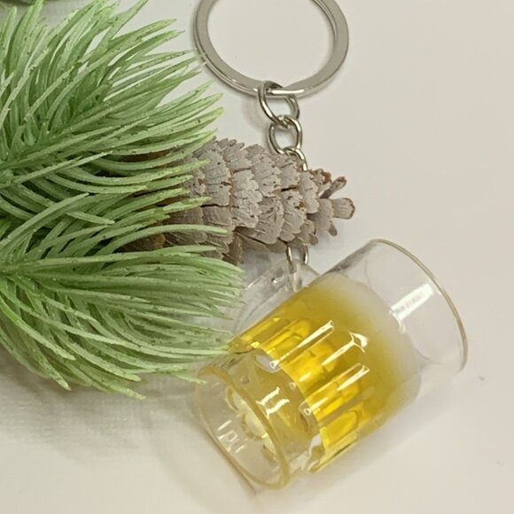 Beer Keychain, Alcohol Keychain, Funny Food, Gift Idea, St. Patrick's Day - Picture 5 of 5